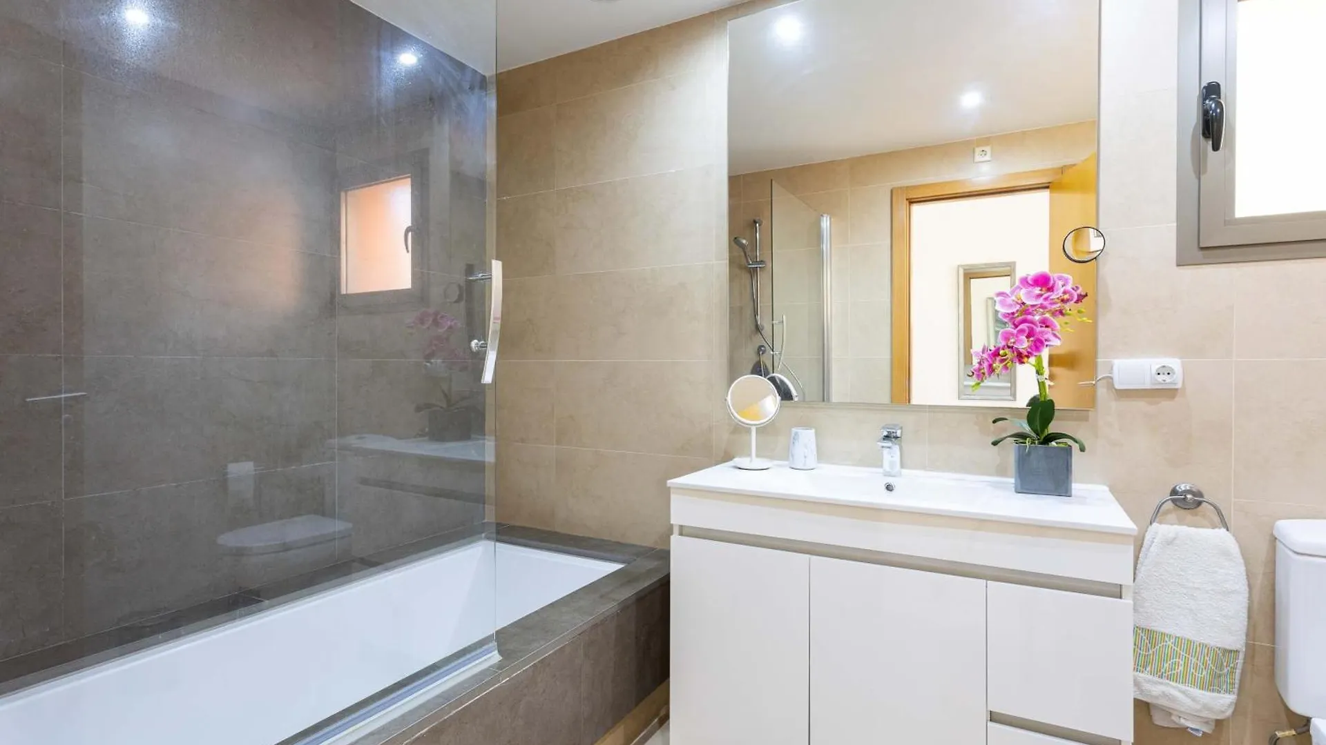 Sotoserena Sea View Apartment Estepona 0*,  Spain