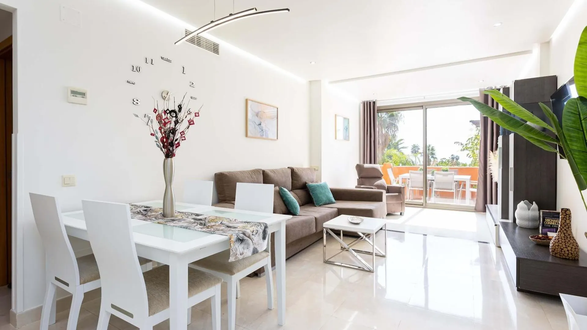 Sotoserena Sea View Apartment Estepona 0*,  Spain
