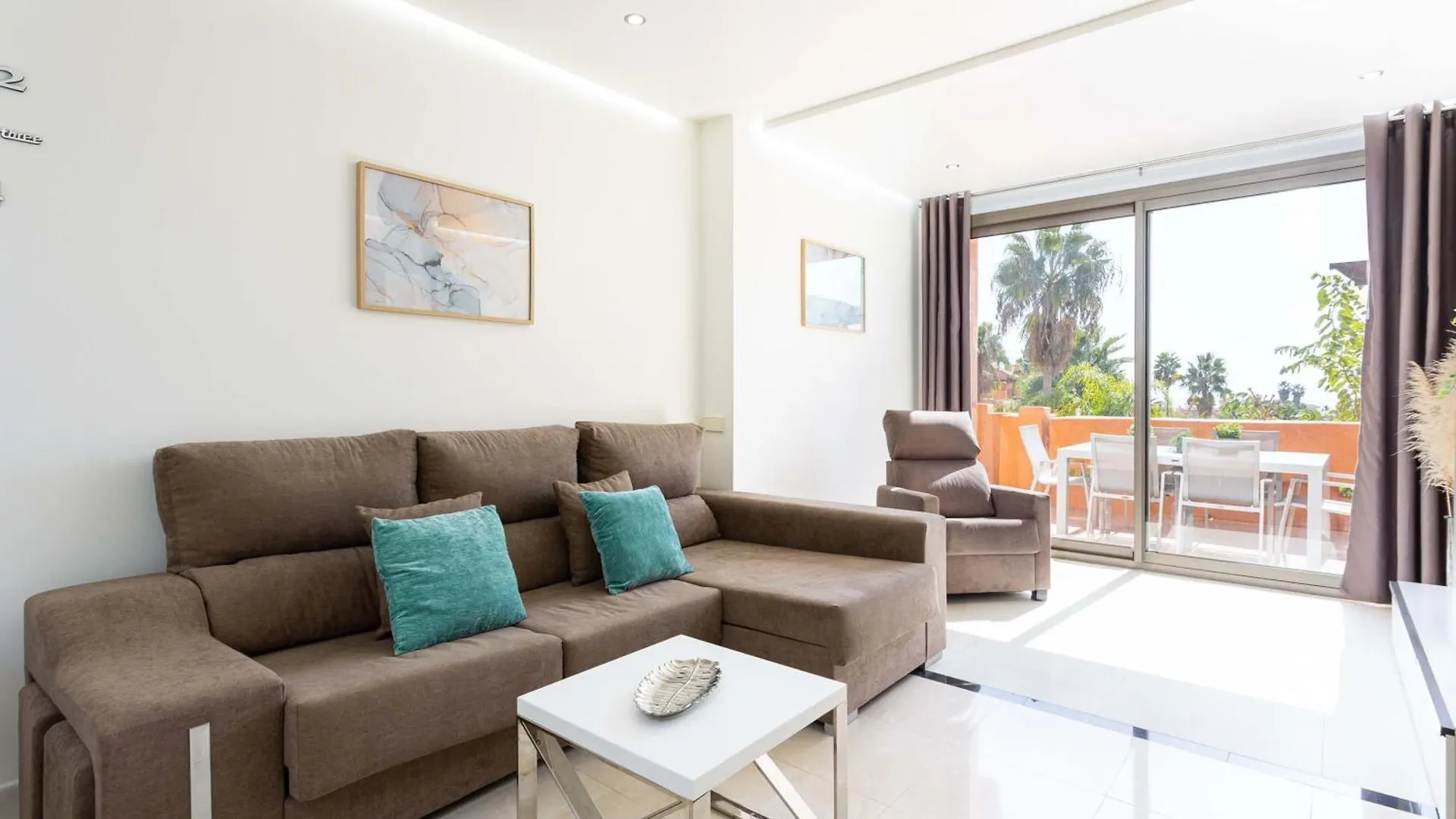 Sotoserena Sea View Apartment Estepona