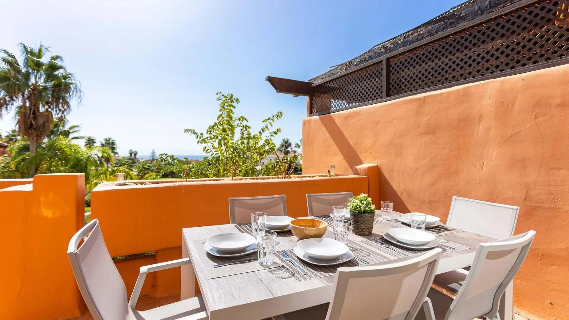 Sotoserena Sea View Apartment Estepona