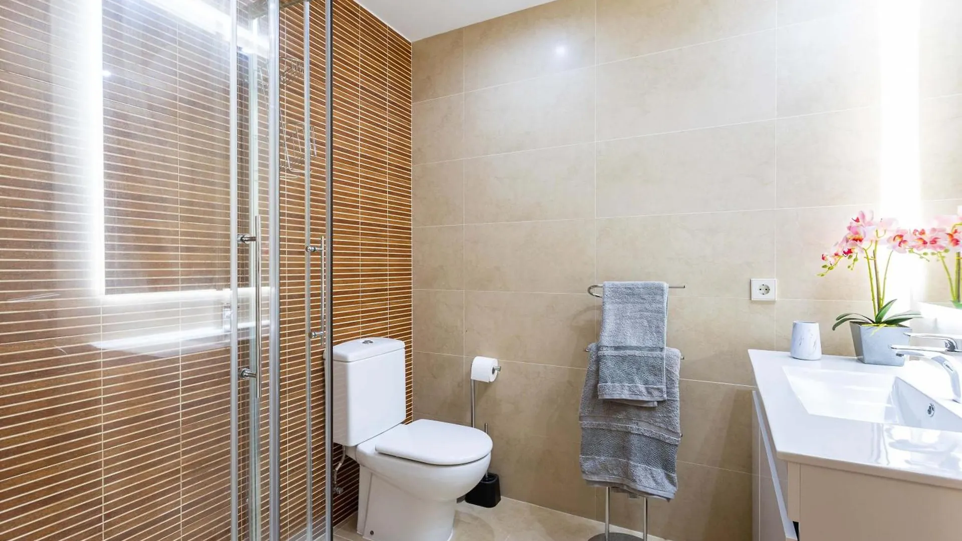 Sotoserena Sea View Apartment Estepona